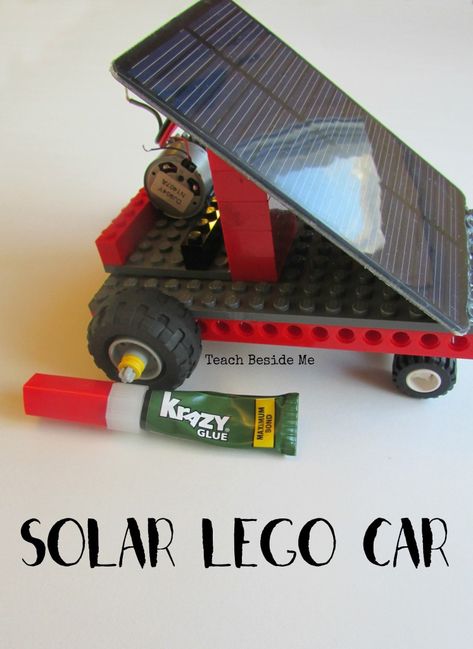 Check out this awesome solar powered Lego Car - what a great science project for teaching kids about solar energy and the environment. Lego Auto, Solar Powered Cars, Solar Energy Projects, Lego Activities, Solar Power Diy, Solar Car, Solar Energy Panels, Best Solar Panels, Solar Projects