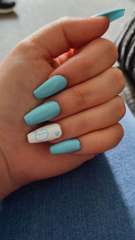 Short Acrylic Nails Designs With Initial, Light Blue Nails With Initial On It, Acrylic Nails With Bf Initials Blue, Light Blue Acrylic Nails With Initial, Heart And Initial Nails, Navy Blue Nails With Initials, Blue Acrylic Nails With Initials On Them, Boyfriend Initial Nails Blue, Blue Nails With Initials Acrylic