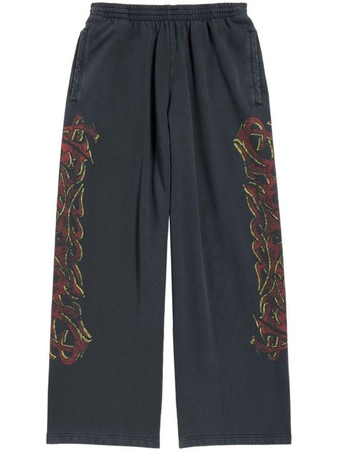 Balenciaga logo-print Cotton Track Pants - Farfetch Balenciaga Sweatpants, Simple Leg Tattoos, Balenciaga Pants, Streetwear Logo, Balenciaga Clothing, Balenciaga Logo, Planet People, Mens Fashion Streetwear, Fashion Streetwear