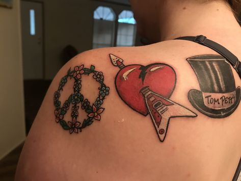 Tom Petty Tattoo, Petty Tattoo, Tattoo Prints, Petty Girl, Bunny Tattoos, Tom Petty And The Heartbreakers, Love Articles, Classic Rock And Roll, Tom Petty