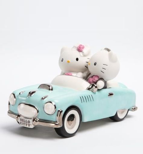 #HelloKitty and #DearDaniel tie the knot Hello Kitty Wedding, Precious Moments Wedding, Shop Hello Kitty, Hello Kitty Imagenes, Charmmy Kitty, Miss Kitty, Precious Moments Figurines, Hello Kitty My Melody, Cat Valentine