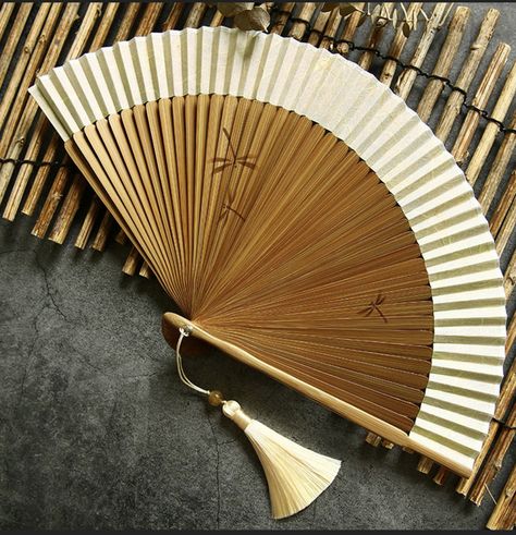 Fan Photography, Asian Accessories, Bamboo Fan, Fan Japanese, Banquet Decorations, Paper Fan, Retro Fan, Japanese Fan, Feather Fan