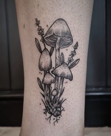 Mushroom Tattoo Ideas, Mushroom Tattoo, Mushroom Tattoos, Mushroom Drawing, Plant Tattoo, Medusa Tattoo, E Tattoo, Leg Tattoos, Tattoo Style