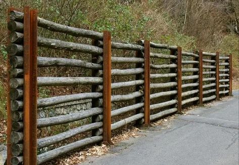 Farm Gates Entrance, Rustic Garden Fence, Log Fence, Fence Options, Deer Fence, Natural Fence, Rustic Fence, Fence Styles, Diy Fence