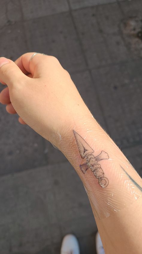 Hunger X Hunter Tattoo, Hunter X Hunter Tattoo Ideas Killua, Subtle Hxh Tattoos, Hxh Matching Tattoos, Kurapika Judgement Chain Tattoo, Kurapika Judgement Chain, Judgement Chain Tattoo, Kurapika Chains Tattoo, Hunterxhunter Tattoo