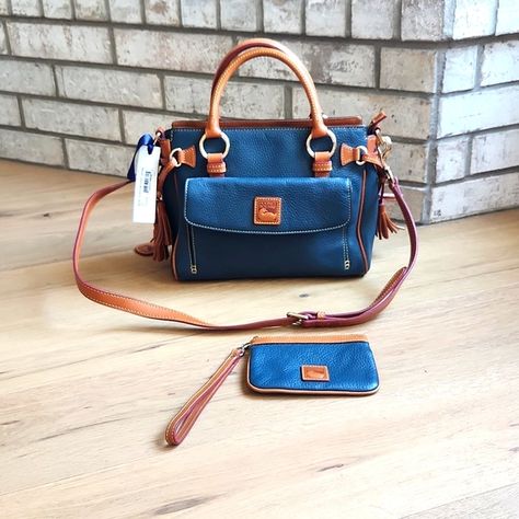 Dooney & Bourke Bags