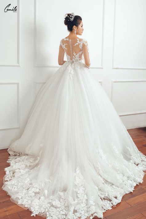 wedding dresses,wedding dress,wedding dress shopping,wedding,beautiful wedding dresses Wedding Gown Petite Bride, 3d Flower Wedding Dress Ball Gowns, Christian Bridal Gown, Christian Wedding Dresses, Princess Style White Organza Wedding Dress, White Wedding Gown Christian, Disney Wedding Dresses 2022, Princess Style Wedding Gown With Floral Applique, Wedding Dress Elie Saab