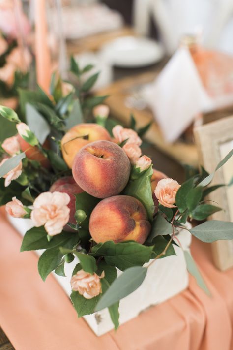 Peaches And Cream Party, Peaches Centerpiece, Bridal Shower Peach Theme, Peach Baby Shower Centerpieces, Prayer Picnic, Peach Bridal Shower Ideas, Sweet Peach Baby Shower Theme, Peach Table Decor, Peach Baby Shower Ideas