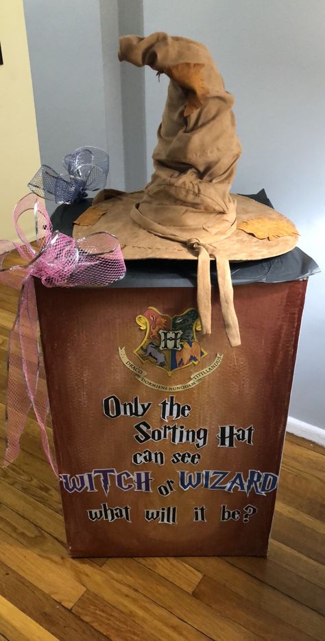 Witch or Wizard - Boy or Girl - Gender Reveal Box - Custom made & 2 sided, one for the Muggles and one for the W&W :) Magical Gender Reveal, Anime Gender Reveal, Gender Reveal Harry Potter Theme, Witch Or Wizard Gender Reveal, Harry Potter Gender Reveal, Unique Gender Reveal Party Ideas, Baby Reveal Cakes, Gender Reveal Box, Creative Gender Reveals