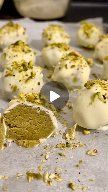 Gabriela Dmt | Nutrition on Instagram: "Pistachio Truffles 🤤🤍 These are so good and easy to make, you only need 3 ingredients.  Best pistachio dessert, approved by husband👌  What you need - 2 tablespoons pistachio cream spread  - 100g almond flour ( oat flour would work too) - 100g white chocolate + 1 tsp coconut oil, melted  What you do 1. Mix with a fork the pistachio cream and almond flour 2.  Form 12 small balls with your hands 3.  Place them on a parchment line baking sheet and refrigerate for 1 hour. 4.  Meanwhile, melt the white chocolate in a heat proof bowl over a simmering pot of water or in the microwave and add 1 teaspoon of coconut oil. 5.  Dip the truffles into the melted chocolate and place them back on the baking sheet and sprinkle some ground pistachio over them.  6.  P Almond Flour Truffles, White Chocolate Pistachio Truffles, Pistachio Truffles Recipe, Easy Pistachio Dessert, Pistachio Cream Dessert, Pistachio Balls, Pistachio Pudding Dessert, Pistachio Truffles, Pistachio Spread