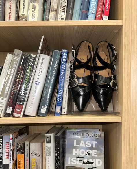 Reading is fundamental and so is owning a pair of Toga Pulla shoes⁠
⁠
⁠
#TogaPulla #SS24 #funfashion #Fashion #Fashionweek #fyp #foryoupage #fashioninspo #inspo #shyness Toga Pulla, Hot Shoes, Cool Style, Fashion Week, Fashion Inspo