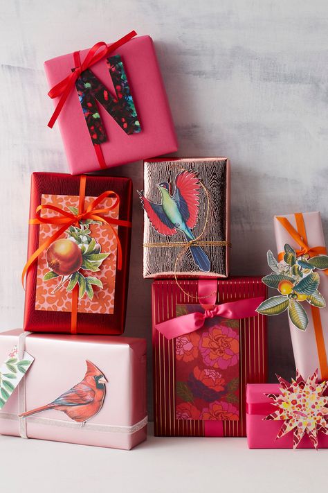 Christmas Gift Wrapping Colorful, Colourful Christmas Wrapping, Gift Wrap Inspiration, Over The Top Gift Wrapping, How To Decorate Presents, Gift Wrap Embellishments, Colorful Christmas Wrapping, Fun Gift Wrapping Ideas, Decorate Presents