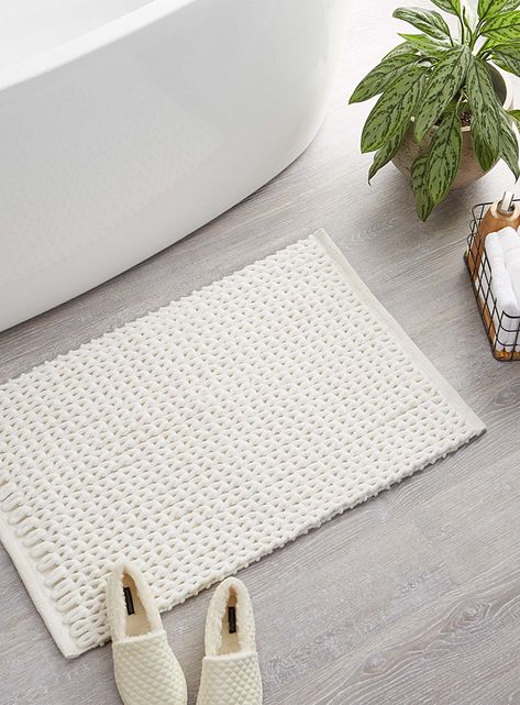 Braided chenille bath mat20" x 32" | Simons Maison | Bath Mats & Bath Rugs | Bathroom Accessories | Simons Bathroom Shower Rug, Bath Mats Bathroom Ideas, Bamboo Bath Mats, Decor Above Cabinets, Chenille Bath Mat, Stone Bath Mat, Modern Bath Mat, White Bath Mat, Bohemian Bathroom