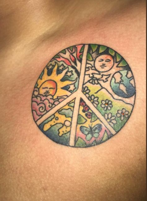 Peace On Earth Tattoo, Save The Earth Tattoo, Moon Nature Tattoo, Down To Earth Tattoo, Hippy Tattoo Ideas, Sublime Tattoo Ideas, Groovy Tattoo Ideas, Small Hippie Tattoo, Simple Hippie Tattoos