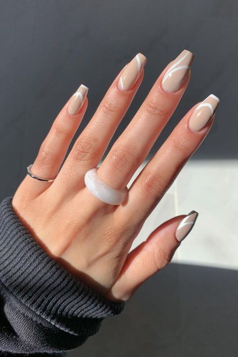 October Nail Designs White Abstract Nails Coffin, Neutral Nail Ideas Coffin, Beige Nails With White Design, White And Tan Acrylic Nails, Tan Nails With White Lines, Beige Nails With White Lines, White And Beige Nail Designs, Beige Nails White Design, Simple Elegant White Nails