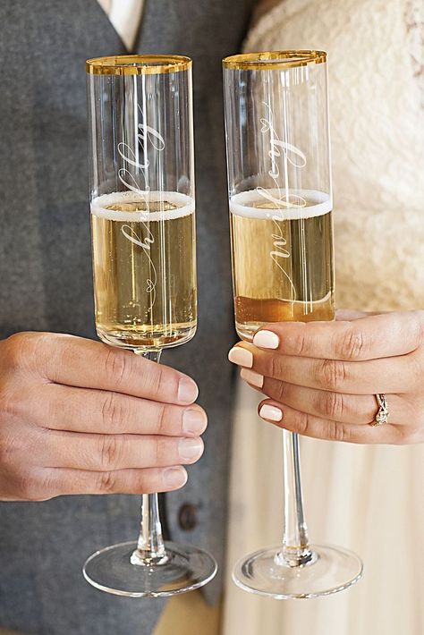 Champagne Flutes Wedding, Head Table Wedding Decorations, Champagne Toasting Flutes, Toasting Flutes Wedding, Head Table Wedding, Wedding Champagne Glasses, Champagne Coupe Glasses, Wedding Flutes, Toasting Glasses