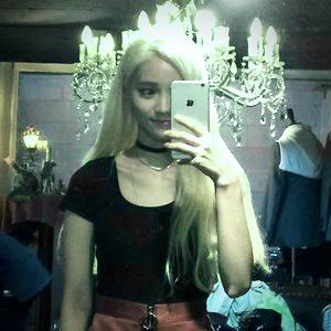 jinsoul loona predebut lq icon pfp Loona Predebut, Jinsoul Loona, Loona Icon, Icon Pfp, Driving Test, Mirror Selfie