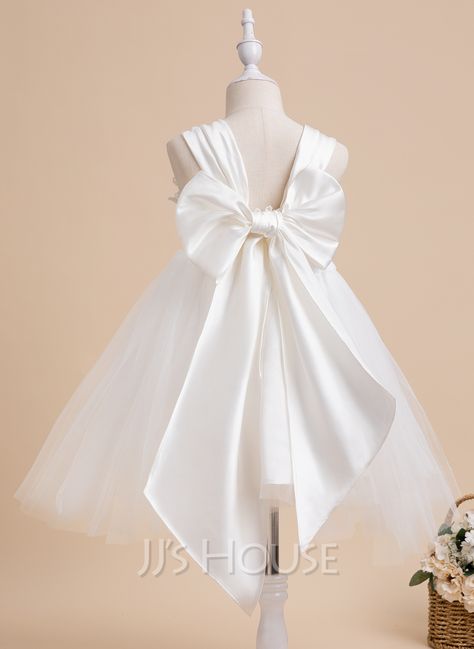 Ball-Gown/Princess Knee-length Flower Girl Dress - Sleeveless Square Neckline With Bow(s) (010236797) - JJ's House Elegant Flower Girl Dress, Crisco Recipes, Off White Wedding Dresses, Baby Baptism Dress, White Baby Dress, Baptism Dress Baby Girl, Sleeveless Flower Girl Dresses, Black And White Wedding Theme, Flower Girl Gown