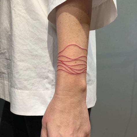 Funky Tattoos, Wave Tattoo, Handpoke Tattoo, Tasteful Tattoos, Petite Tattoos, Red Tattoos, 1 Tattoo, Subtle Tattoos, Line Work