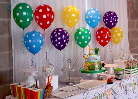 Ballon Decoration, Polka Dot Balloons, Balloon Decor, Balloon Decorations, 1st Birthday, Polka Dot, Arch, Balloons, Polka Dots