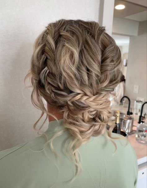 Boho Wedding Hair Updo, Boho Updo Hairstyles, Boho Short Hair, Wedding Hair Updo, Bridal Hair Up, Short Brunette Hair, Boho Updo, Hairstyle Updo, Short Hair Up