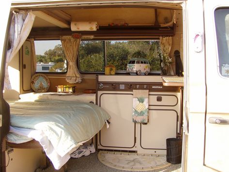 Explore GoWesty (Official)'s photos on Flickr. GoWesty (Official) has uploaded 7022 photos to Flickr. Hippie Van Interior, Combi Vw T2, Volkswagen Bus Interior, Vw T3 Camper, Volkswagen Interior, Vw Bus Interior, Rv Interior Design, Vw T3 Syncro, T3 Vw