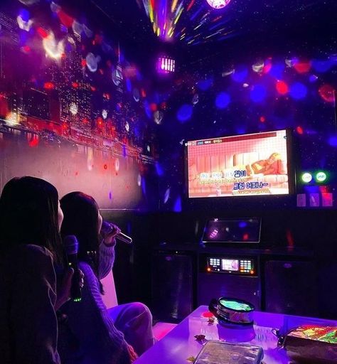 karaoke bar | Karaoke, Life, Dream life Seoul Date Aesthetic, Karaoke Aesthetic, Karaoke Bar, Karaoke Room, Korea Trip, Karaoke Party, Cinema Film, Summer Plans, Korea Travel