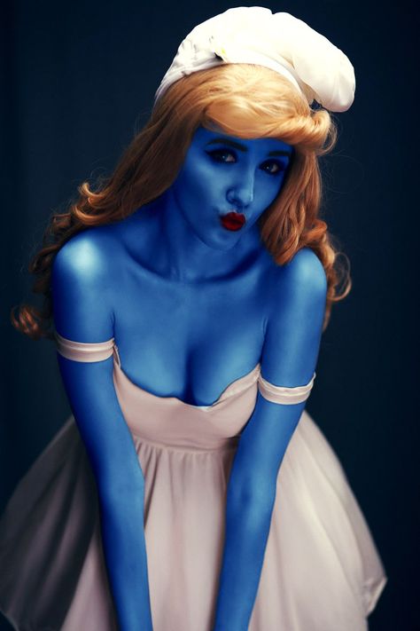 Smurf Cosplay, Smurfette Halloween Costume, Smurfette Costume, Smurfette Costumes, Mystique Costume, Smurfs Drawing, Marriage Room, Halloween Bride Costumes, Rin Cosplay