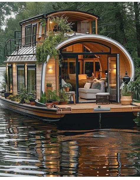 Tiny Home Boat House, Tiny Boat House, Lake Tiny House, Boat House Ideas Lakes, Small Boat House, House Boat Living, Floating Cabin, Small Houseboats, Ship House