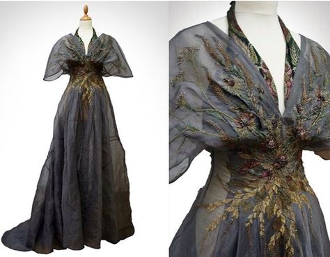 Here is the Blog of the Game of Thrones Costume Maker. Game Of Thrones Northern Fashion, Game Of Thrones Dress Aesthetic, Game Of Thrones Wedding Dress, Game Of Thrones Fashion, Game Of Thrones Dresses, Got Fashion, Michele Carragher, Game Of Clothes, Best Embroidery Designs