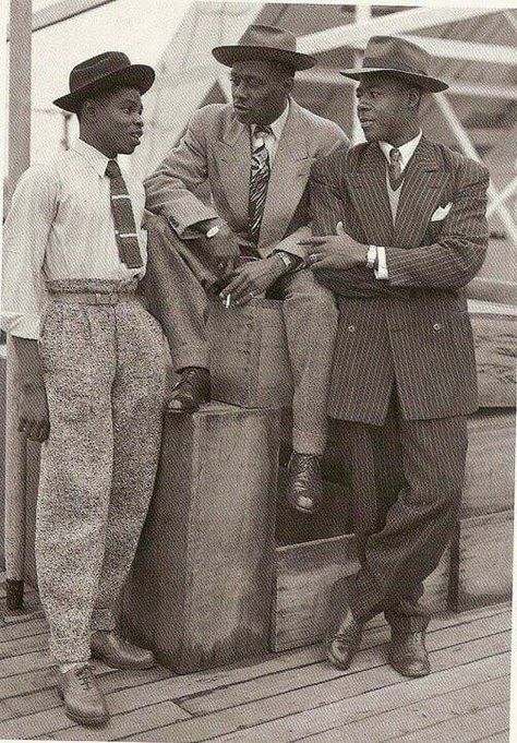 Old School Dressing For Men, Clothing Wrinkles, Dressing For Men, African History Facts, Shadow Photography, Stage Play, Dapper Men, Looking Dapper, School Dresses