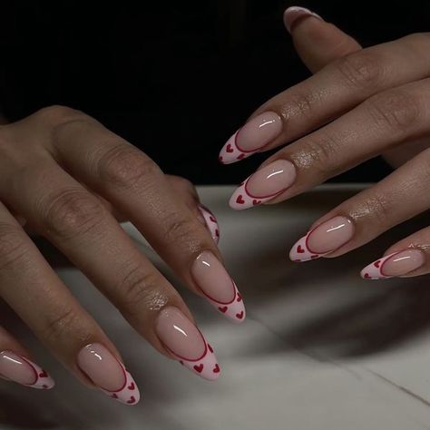 Almond Valentines Nails Pink, Nails Art Black And White, Xs Almond Nails, Almond Nails Aesthetic, Valentines Day Nails Ideas, Skincare Vanity, Summer Spring Aesthetic, College Nails, Black And White Nail