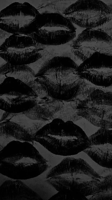 Black Sparkle Aesthetic, Black Kisses Wallpaper, Lips Black Background, Lips Aesthetic Wallpaper, Darkcore Aesthetic, Lip Background, Lips Painting, Dark Black Wallpaper, Lip Wallpaper