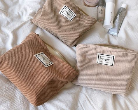 Minimalist Makeup Bag, Mini Makeup Bag, Sac Diy, Mini Makeup, Vintage Cosmetics, Small Makeup, Eco Bag, Linen Bag, Bag Vintage