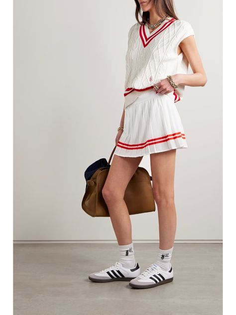 Sporty Outfits For Women Summer, Tennis Skirt Outfits, Golf Room, Trendy Golf, History Infographic, Tennis Whites, Tennis Outfits, Photoshoot Style, Rich Clothes