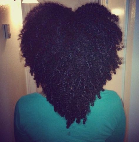 Heart shaped natural hair 😍 Heart Shaped Haircut, Shape Natural Hair, Haircut Natural Hair, Shaped Haircut, 3c/4a Natural Hair, 4a Natural Hair, Hair Shrinkage, Best Natural Hair Products, Afro Textured Hair