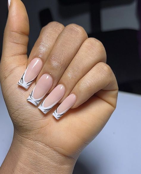 Acrylic Nails Nude, Brown Acrylic Nails, Diy Acrylic Nails, French Tip Acrylic Nails, Glow Nails, Classy Acrylic Nails, Short Square Acrylic Nails, Acrylic Nails Coffin Pink, Unique Acrylic Nails