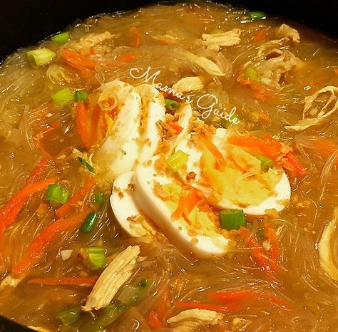 Chicken sotanghon soup, Filipinos favorite soup on a cold and rainy weather, easy to make, and budget friendly home cooked meal. Sotanghon Soup Filipino Food, Chicken Sotanghon Soup Recipe, Sotanghon Recipe, Chicken Sotanghon, Chicken Sotanghon Soup, Sotanghon Soup, Pinoy Dishes, Asian Soups, Vermicelli Recipes