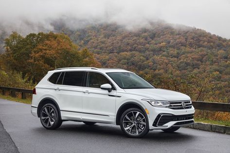 2022 Volkswagen Tiguan Tiguan R Line, Tiguan R, Family Suv, Good Looking Cars, Small Suv, Volkswagen Group, Volkswagen Tiguan, Vw Tiguan, Compact Suv