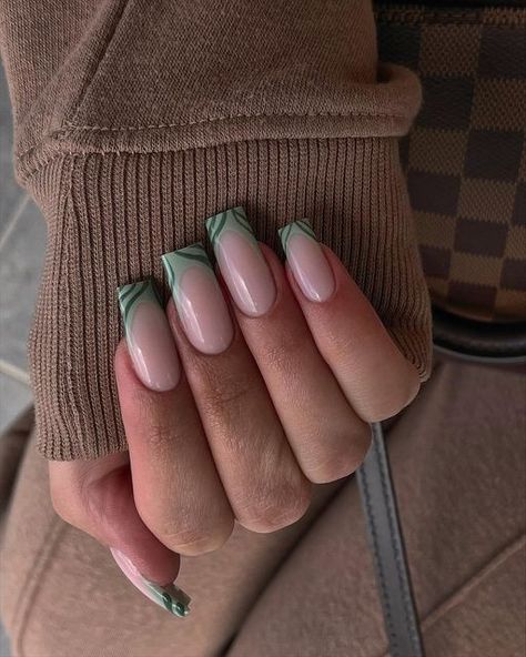 French Tip Nails Sage Green, Nails Inspiration Herbst, Trendy Acrylic Nails, Easy Fall Nail Designs, Tapered Square Nails, Wow Nails, French Tip Acrylic Nails, Casual Nails, Acrylic Nails Coffin Short