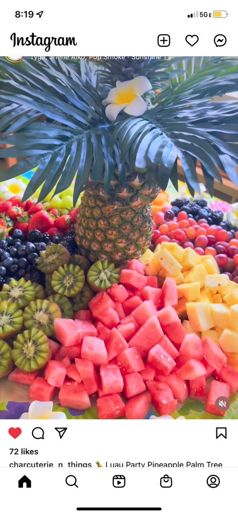 Pina Colada Theme Party, Hawaii Party Ideas Luau Decorations, Luau Fruit Platter, Hawaii Bbq Party, Aloha 60th Birthday, 60th Luau Birthday Party, Tropical Party Food Table, Hawaiian 30th Birthday Party, Aloha Retirement Party Ideas