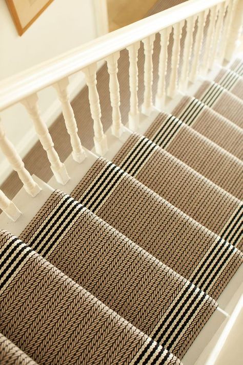 tan black white stair runner - Warehouse Carpets Farmhouse Staircase, Farmhouse Stairs, Staircase Runner, White Stairs, Carpet Stair Treads, Staircase Makeover, Basement Stairs, Painted Stairs, Coastal Living Rooms