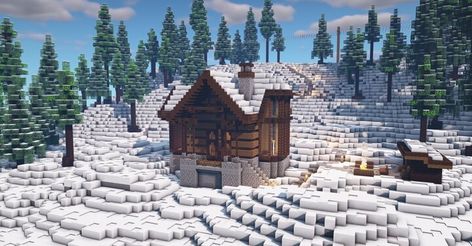 Minecraft guide: Winter Log Cabin Minecraft Map Minecraft Log Cabin, Minecraft Cabin, House In Snow, Snow Cabin, Minecraft Houses Survival, Minecraft House Plans, Snow House, Bangunan Minecraft, Minecraft Modern