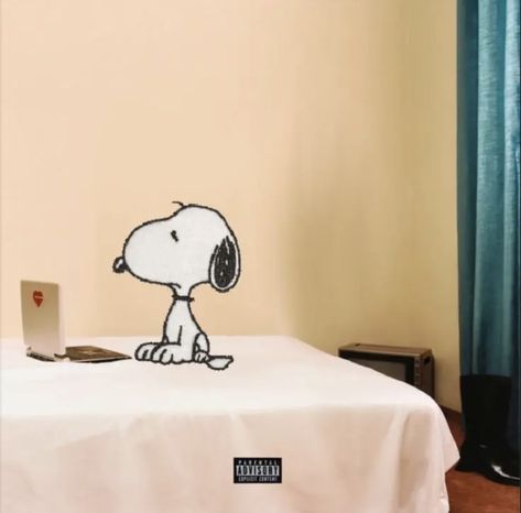 Snoopy Room, Charlie Core, Sabrina Carpenter Aesthetic, Carpenter Aesthetic, Birthday Email, Snoopy Dog, Happy First Birthday, Snoopy Wallpaper, Snoopy Pictures