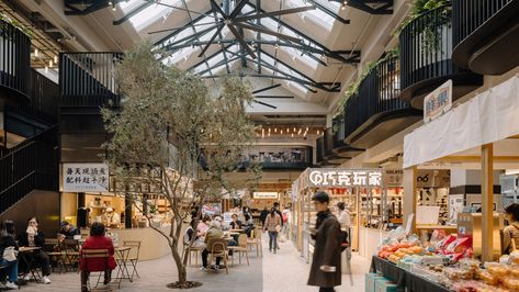 Linehouse creates greenhouse-informed food market in Shanghai Market Place Architecture, Farmers Market Architecture, Indoor Market Architecture, Rotterdam Apartment, Public Market Center Seattle, Bangkok Shopping, Food Courts, Victorian Greenhouses, Chinatown Market