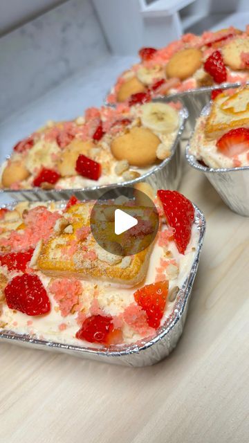 Banana Cake Pudding, Strawberry Cake Banana Pudding, Strawberry Cake With Pudding Mix In It, Brownies And Strawberries, Casserole Dessert Recipes, Banana Pudding Strawberries, Banana Pudding Ideas, Banana Pudding Strawberry Crunch Cake, Strawberry Banana Pudding Cookies