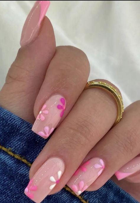 Kawaii Spring, Pink Flower Nails, Unghie Nail Art, Summery Nails, Classy Acrylic Nails, Nails Blue, Nails Glitter, Nails Diy, Nails Spring