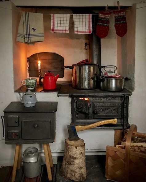 Last weekend it was time to steam the puddings. ♥️ It’s such a nice tradition to make Irish Christmas puddings and I love the slow process.… | Instagram Wood Stove Decor, Irish Cottage Interiors, Stove Decor, Irish Kitchen, Christmas Puddings, Small Stove, Irish Christmas, Irish Decor, Irish Cottage