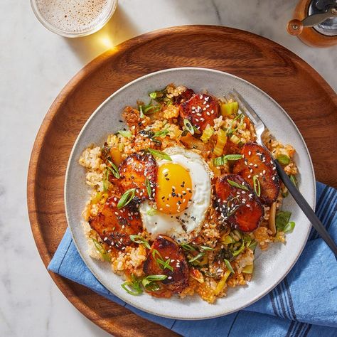 Recipe: Sweet & Spicy Pork Belly Fried Rice with Kimchi & Fried Eggs - Blue Apron Fried Rice With Broccoli, Rice With Broccoli, Veggie Fried Rice, Cheesy Chicken Broccoli, Broiled Chicken, Kimchi Fried Rice, Vegetable Fried Rice, Cauliflower Fried Rice, Broccoli Rice