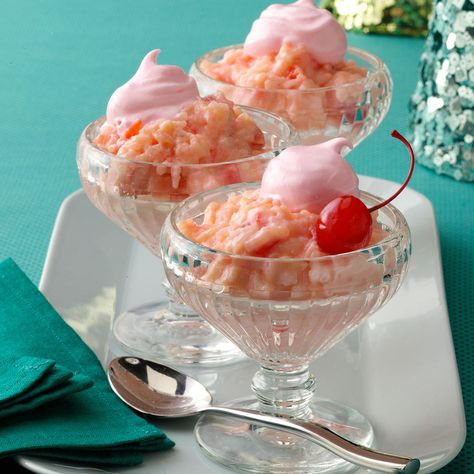 Maraschino Cherry Rice Pudding Recipe -As a grandmother, I've been cooking for many years and love to share my recipes. This pretty pastel dessert is a fun choice when you need something sweet for a special occasion. —Sharon Crider, Junction City, Kansas Maraschino Cherry Recipes, Cherry Rice, Apple Brown Betty, Vintage Desserts, Rice Puddings, Pastel Desserts, Rice Pudding Recipes, Retro Desserts, Rice Pudding Recipe